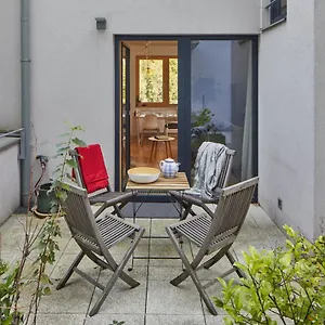 Days - W 2bdr - 3 Balconies - Garage - Next To Park Praag
