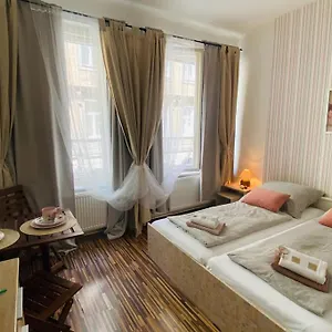  Appartamento Old Town Benediktska 6