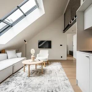 Honest Karlin Aparthotel