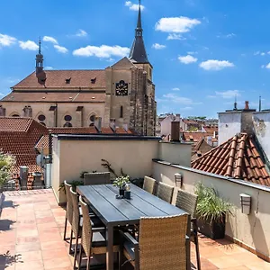 Charles In Old Town Praag